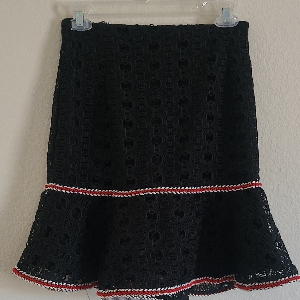 Sandro Paris Richard Chain Link Black Eyelet Elegant Lace Skirt Red Trim Size 1 - Picture 2 of 10